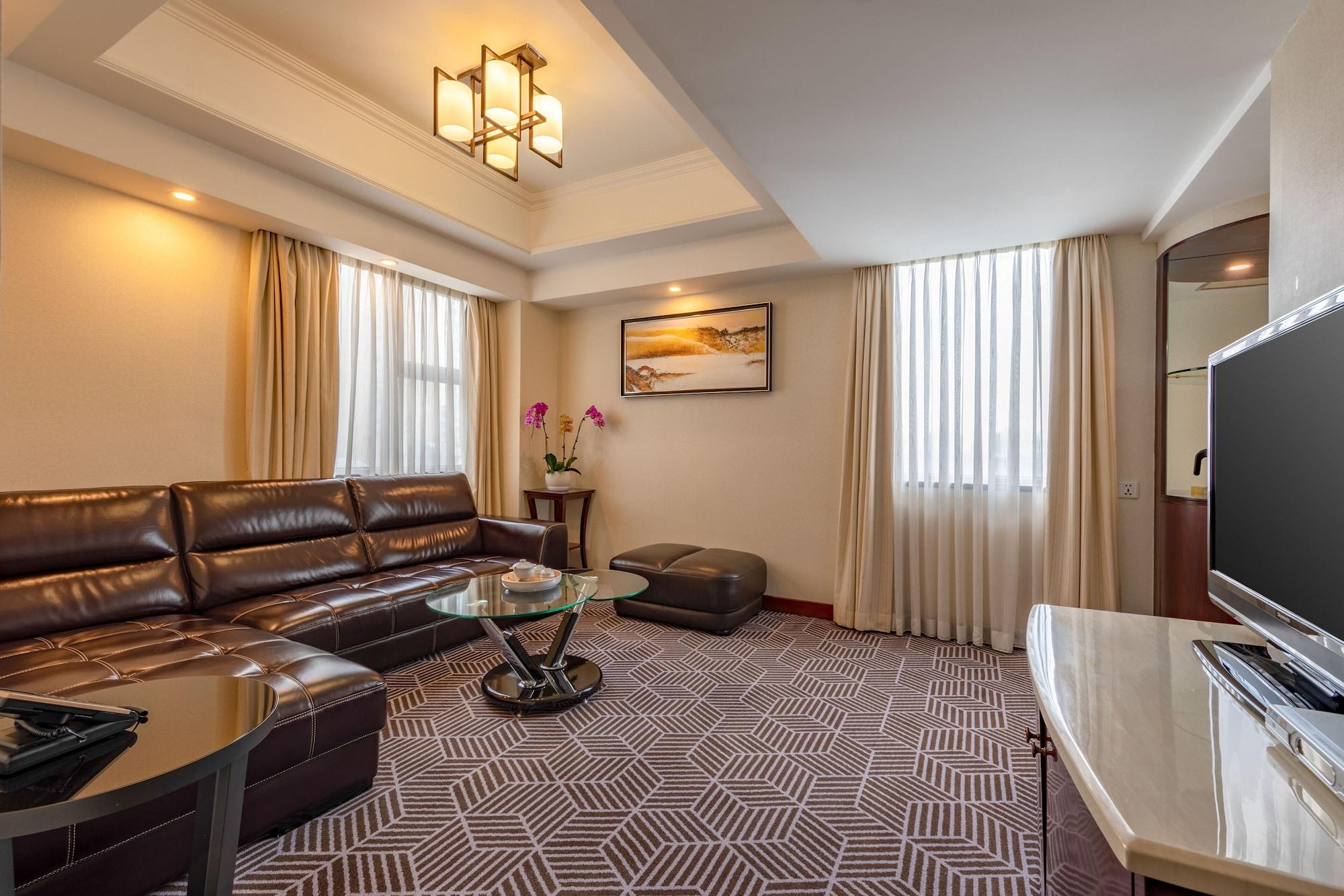 Overseas Chinese Friendship Hotel Quảng Châu Ngoại thất bức ảnh