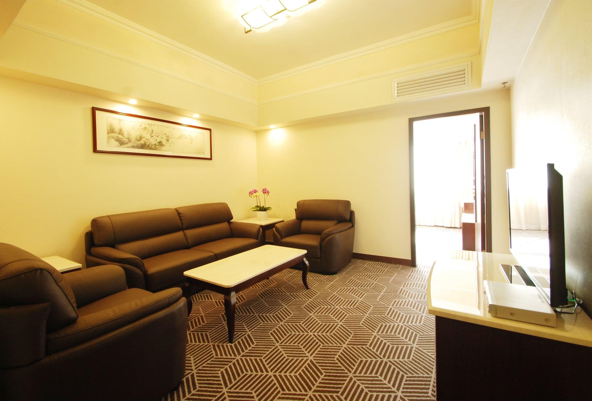 Overseas Chinese Friendship Hotel Quảng Châu Ngoại thất bức ảnh