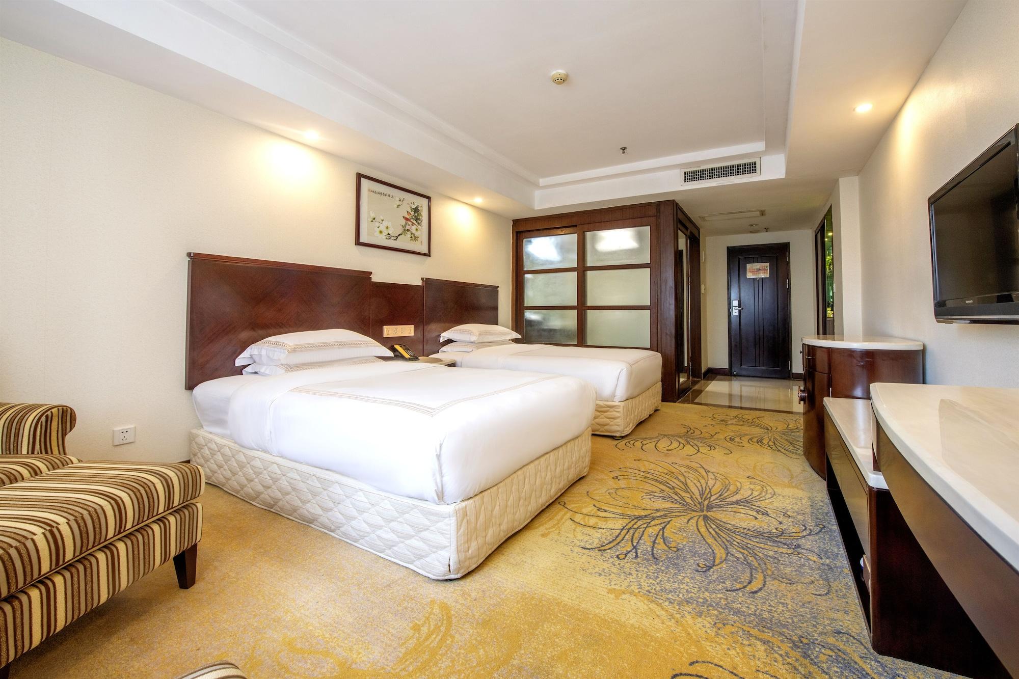 Overseas Chinese Friendship Hotel Quảng Châu Ngoại thất bức ảnh